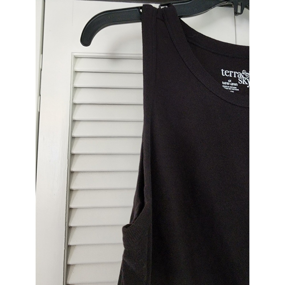Terra & Sky Womens 16/18W Sleeveless Tank  Top Black Basic Stretch Knit - Picture 2 of 7